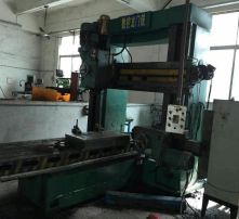 高清圖集 炮塔銑床的結(jié)構(gòu)與工作原理